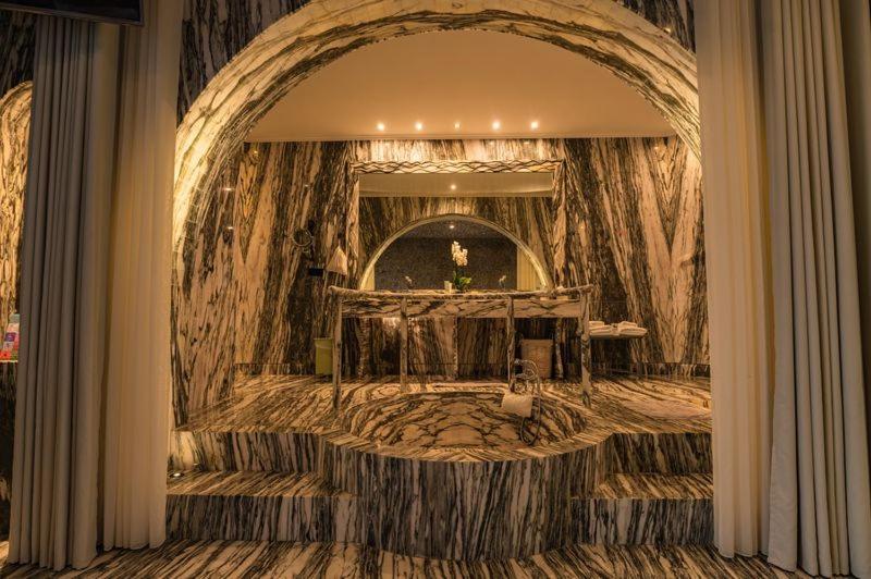 Agalia Luxury Suites Koumpara Εξωτερικό φωτογραφία