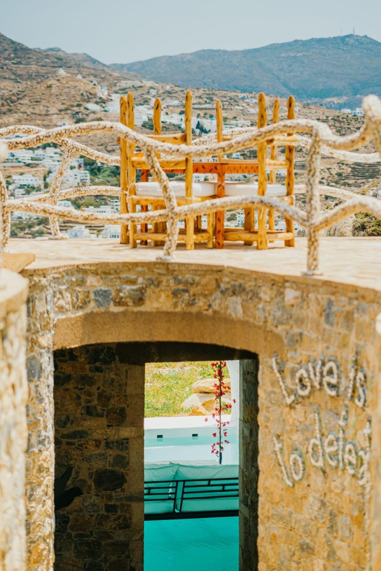 Agalia Luxury Suites Koumpara Εξωτερικό φωτογραφία