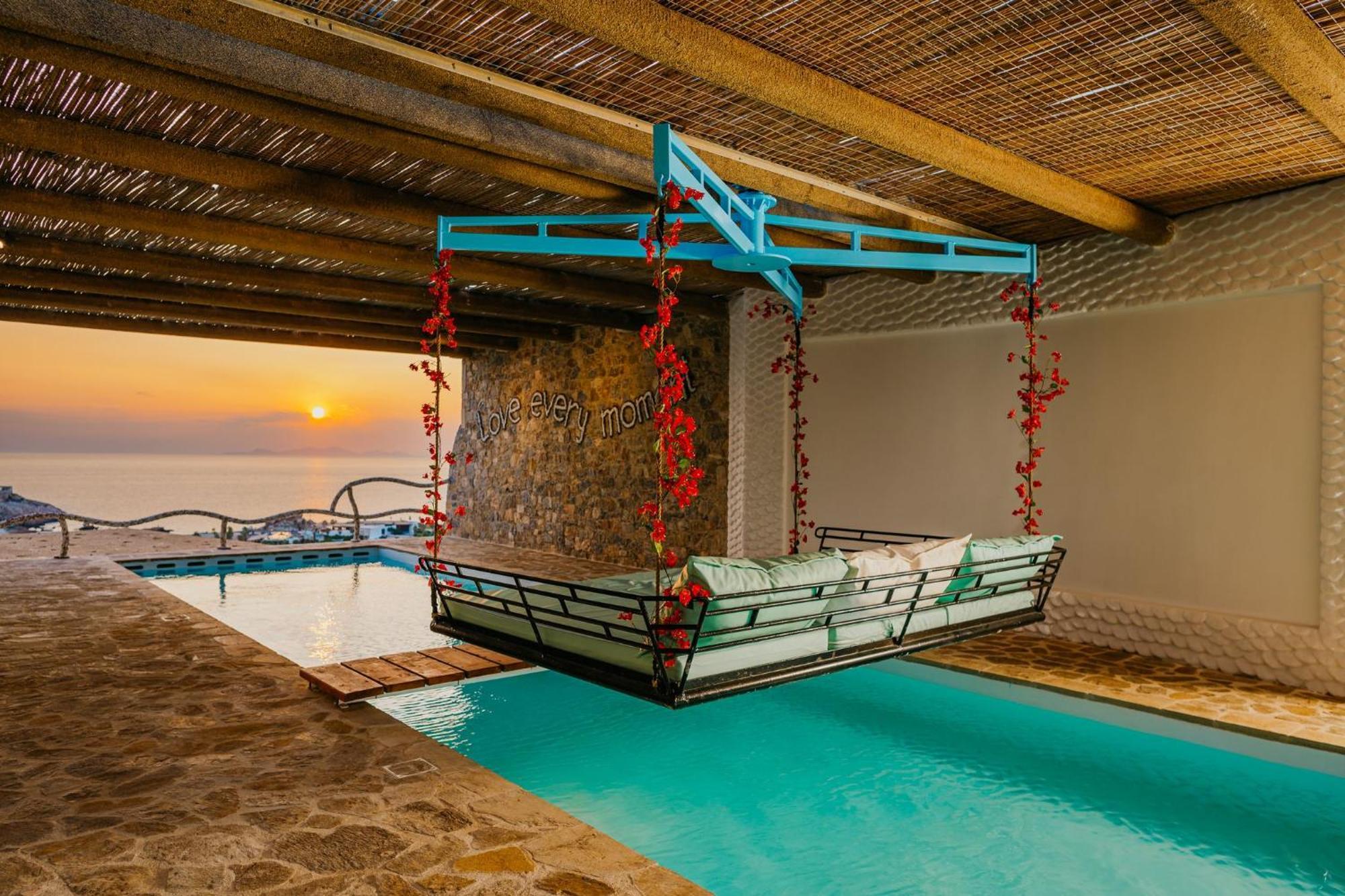 Agalia Luxury Suites Koumpara Εξωτερικό φωτογραφία