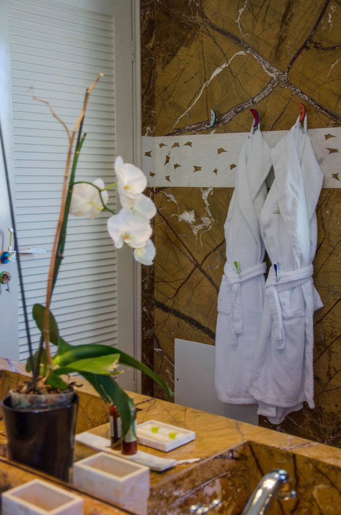 Agalia Luxury Suites Koumpara Δωμάτιο φωτογραφία